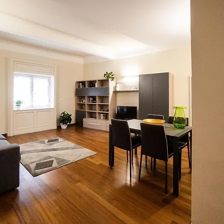 アパート Helvetia Lomellini ジェノヴァ