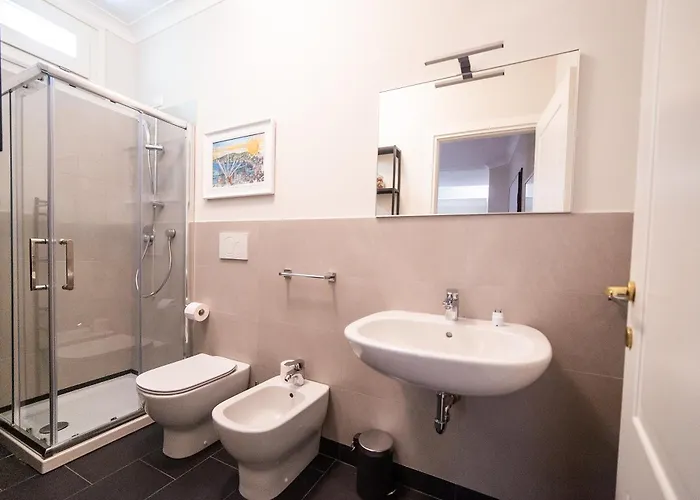 Helvetia Lomellini 아파트 *